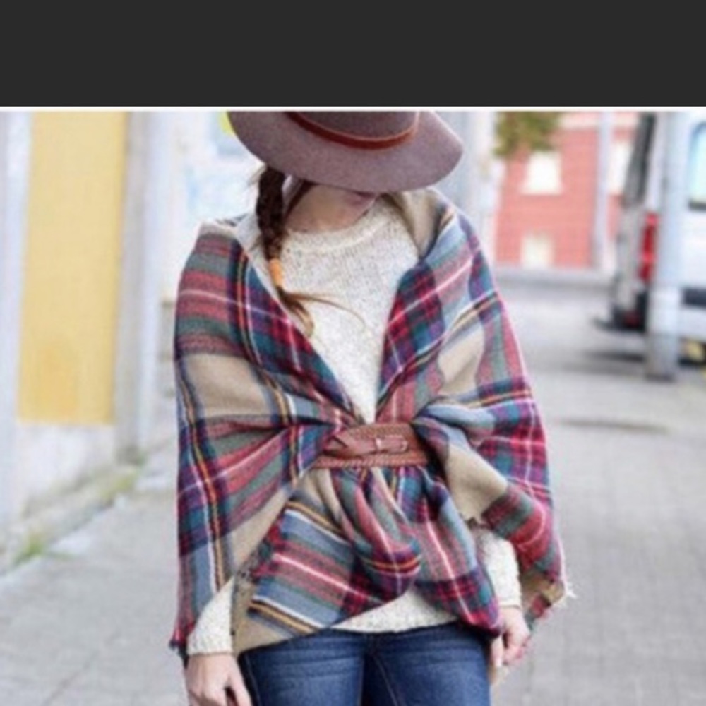 Plaid scarf. NWT RED, green, beige, winter, fringe Christmas, fall - Picture 5 of 12